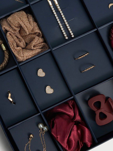 Vero Moda Gold 24 Day Accessories Advent Calendar