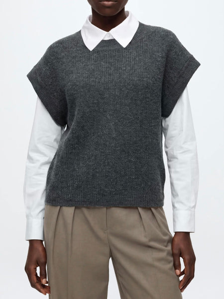 JDY Short Sleeve Round Neck Knit Top In Dark Grey - Part of a Co-ord Set