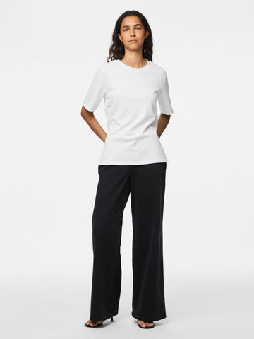 Pieces Ruched Side Split T-shirt in White