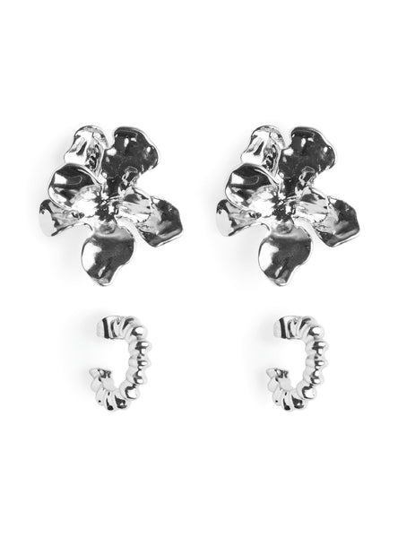 Pieces 2 Pack Hammered Flower Earrings - available in Gold Or Silver