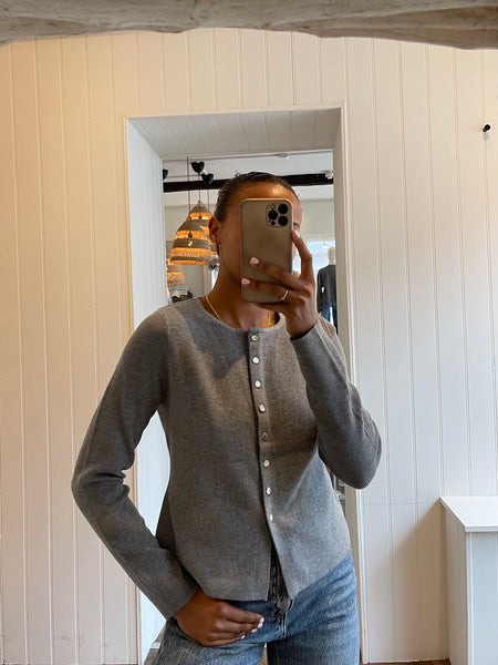 JDY Long Sleeve Ribbed Button Front Top in Grey