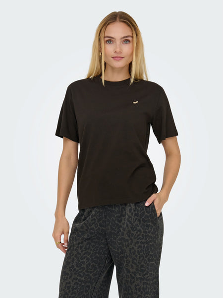 JDY Short Sleeve Heart Tshirt In Brown