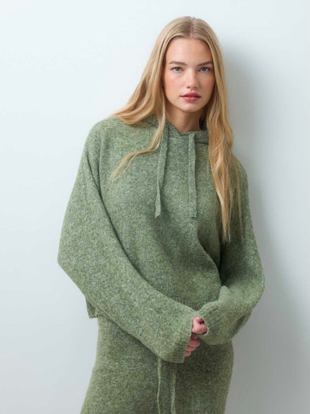 VM Long Sleeve Knit Hooded Pullover in Moss