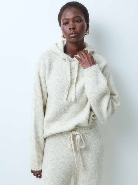 VM Long Sleeve Knit Hooded Pullover in Oatmeal