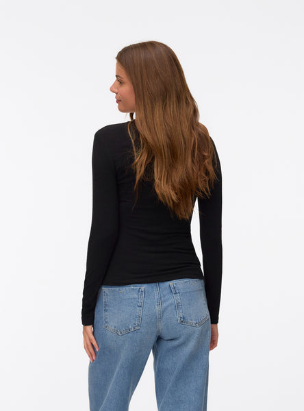 VM Round Neck Basic Long Sleeve Top In Black