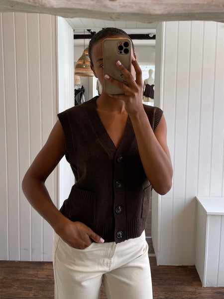 JDY Knitted V Neck Vest in Chocolate Brown