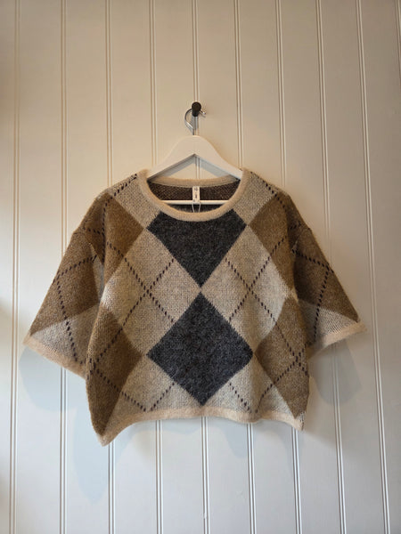 Only Boxy Short Sleeve Argyle Knit Top