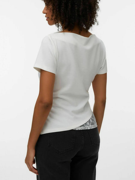 VM Boatneck Short Sleeve Ruched Lace Trim Top In White