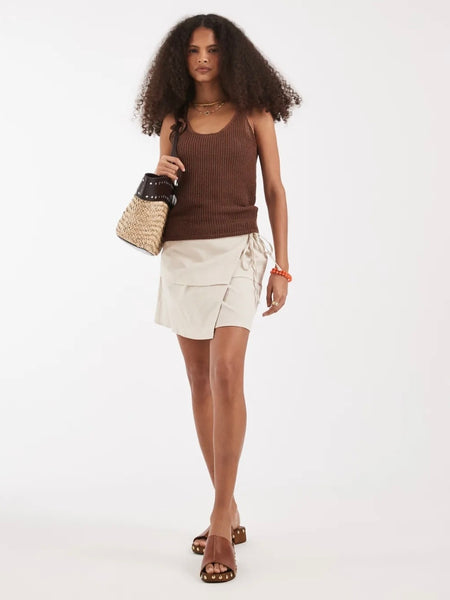 VM Crochet Knit Appliqué Floral Vest In Brown
