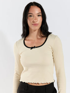 Only Scalloped Edge Long Sleeve Bow Top In Birch