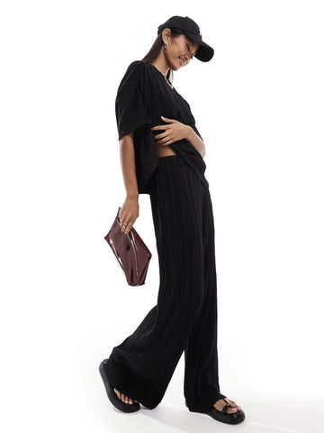 Only Plisse Wide Leg Trouser