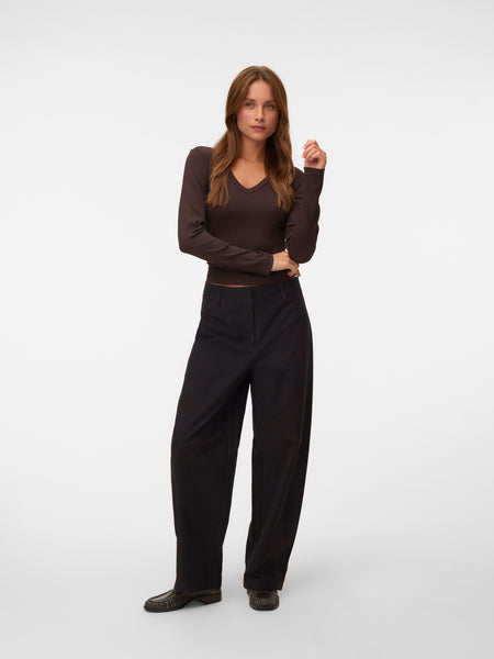 VM Ribbed Long Sleeve V-Neck Top In Chocolate Brown