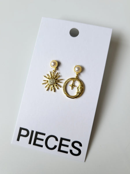 Pieces Gold Sun Drop Stud Earrings