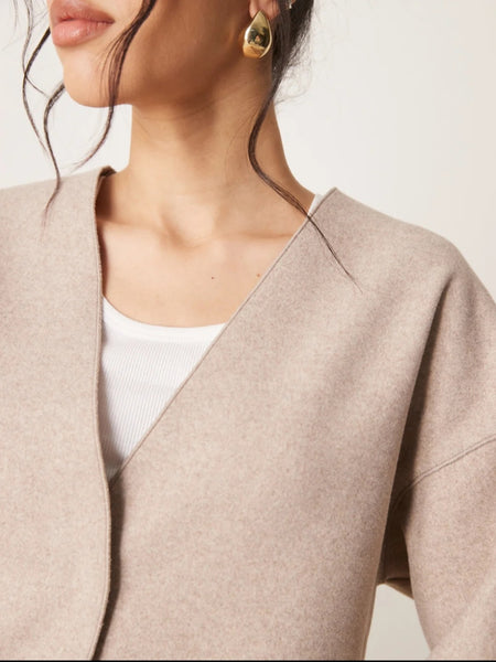 Vila Lightweight Jacket In Oatmeal