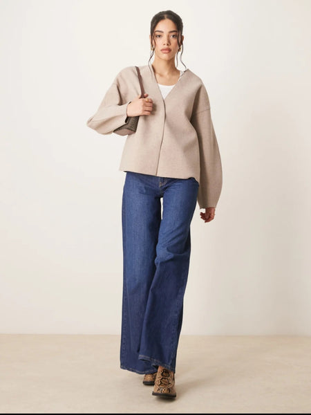 Vila Lightweight Jacket In Oatmeal