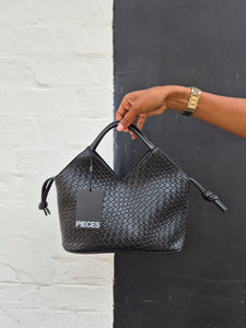 Pieces Woven Crossbody Bag In Black