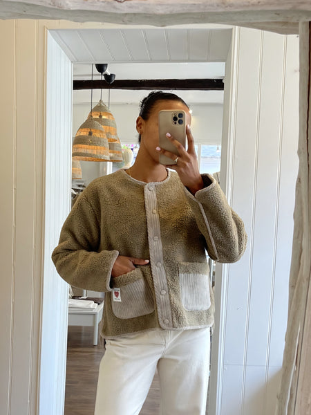 Pieces Round Neck Teddy Jacket