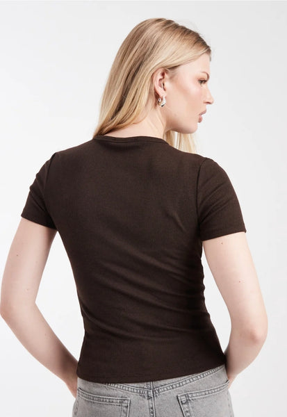 JDY Short Sleeve Ribbed Tshirt In Chocolate Brown