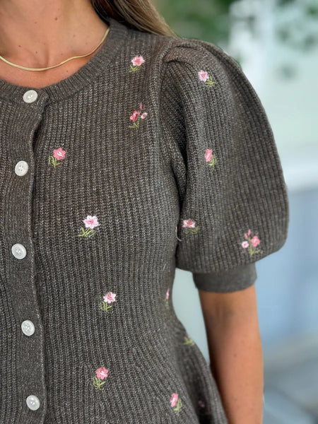 Pieces Embroidered Short Sleeve Peplum Hem Knitted Cardigan In Khaki