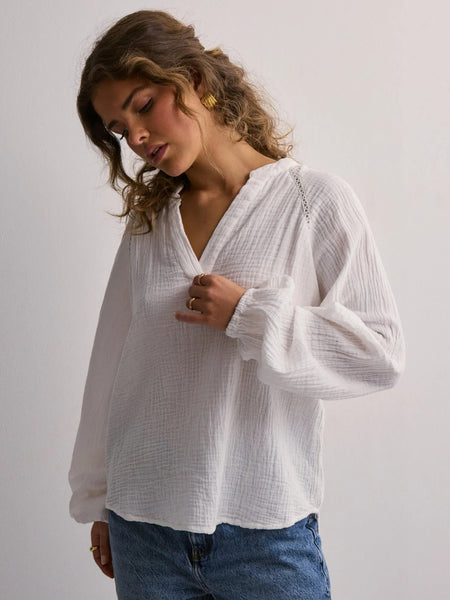 Only V-neck Balloon Sleeve Cheesecloth Blouse