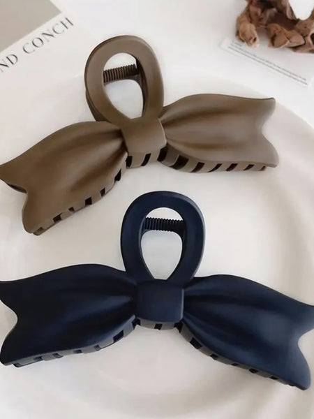 Bow Hair Claw Clip Available In 2 Colourways