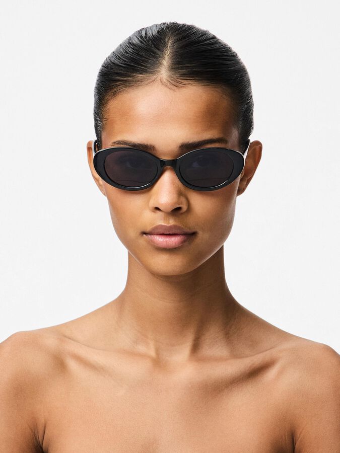 Pieces Oval Sunglasses In Black