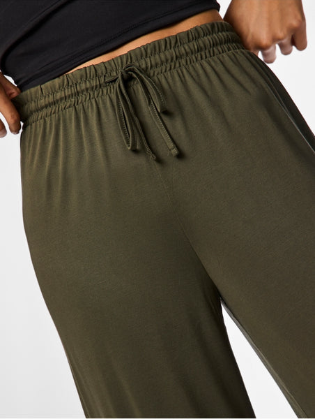 Pieces Wide Leg Trousers & Tshirt Co-ord Set In Khaki - Items Sold Separately
