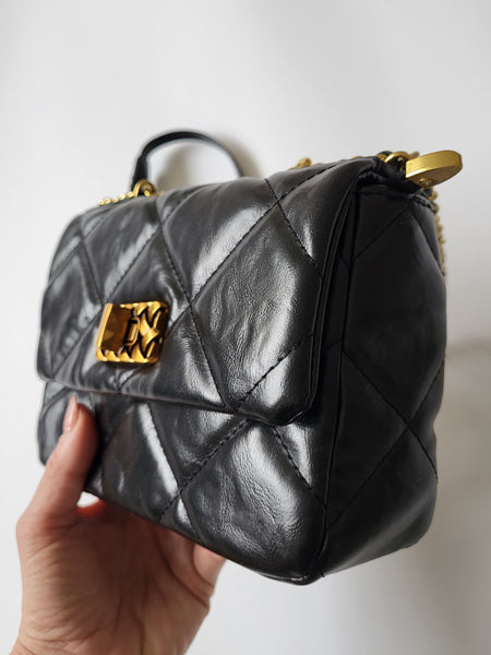 Quilted Gold Chain Crossbody Bag In Black
