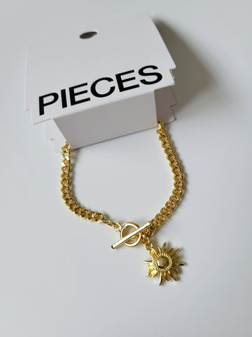 Pieces Gold T-bar Sun Bracelet