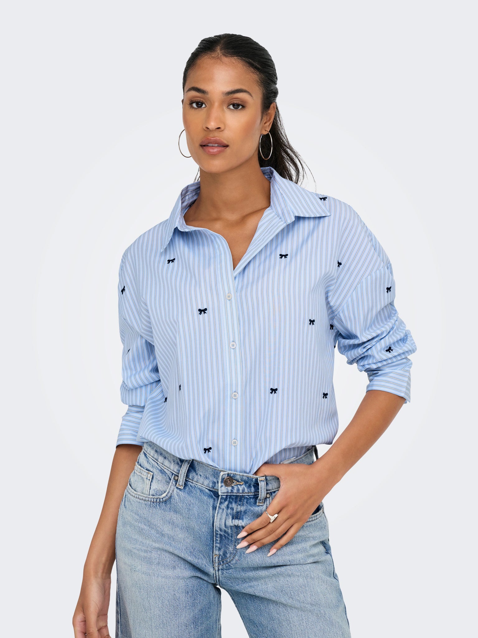 Only Bow Embroidery Shirt In Blue Stripe