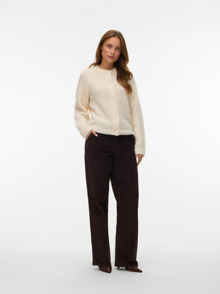 VM Button Front Chunky Knit Cardigan In Cream