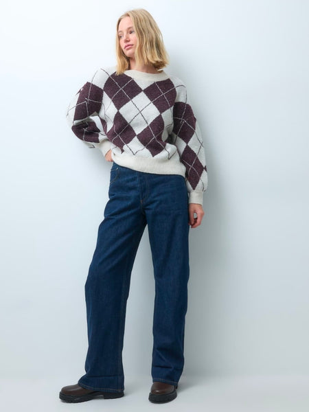 VM Oversized Argyle Knitted Jumper In Burgundy & Cream