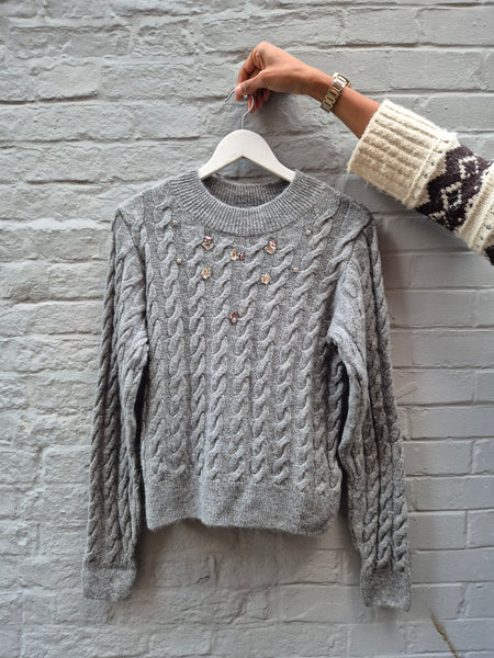 VM Diamante Cable Knit In Grey