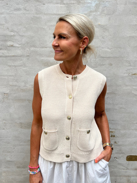 JDY Knitted Round Neck Button Up Waistcoat In Cream