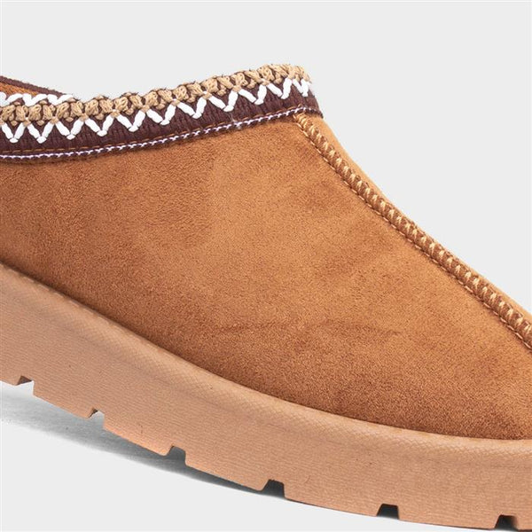 Embroidered Slip On Cosy Taz Slipper Shoe In Chestnut