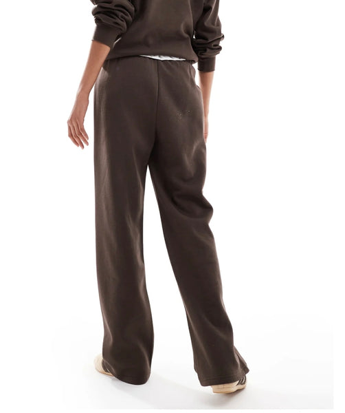 Pieces High Waist Straight Leg Sweatpants In Chocolate Brown