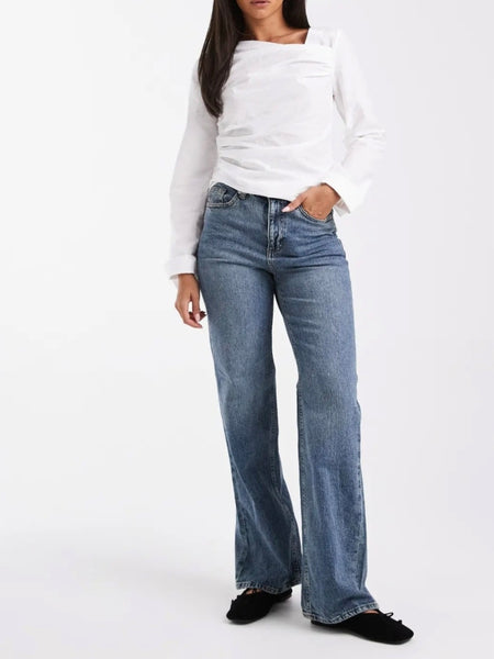 VM Tessa High Waist Wide Leg Jeans In Mid Blue