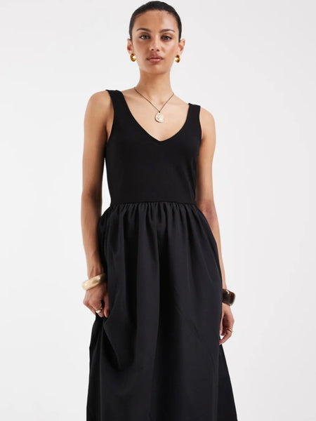 VM Vneck Maxi Dress In Black