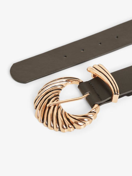 Faux Leather Belt With Detailed Buckle