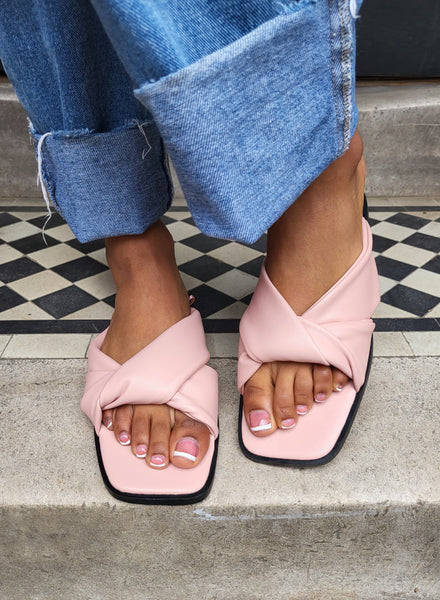 VM Faux Leather Square Toe Sandals In Pink